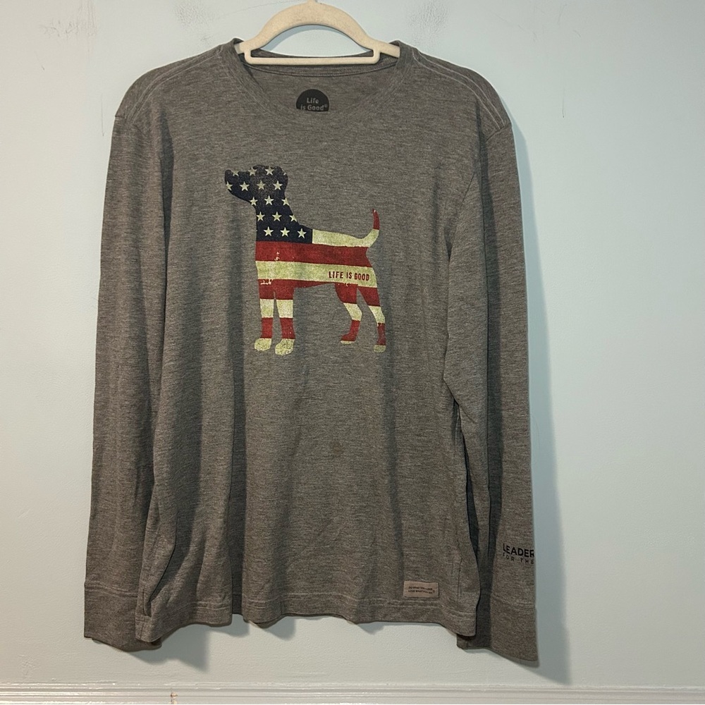 Life is Good Classic Fit Gray Patriotic Dog Long Sleeve Crusher Tee Size Small
